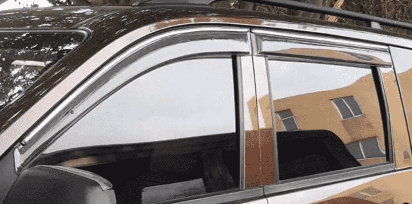 Xevaban.com ở 214 Giải Phóng là đơn vị chuyên cung cấp phụ kiện oto, đồ chơi oto, đồ chơi skoda karoq, phụ kiện skoda karoq, xevaban, 214 giải phóng, vè che mưa skoda karoq, miếng che mưa cửa sổ skoda karoq.